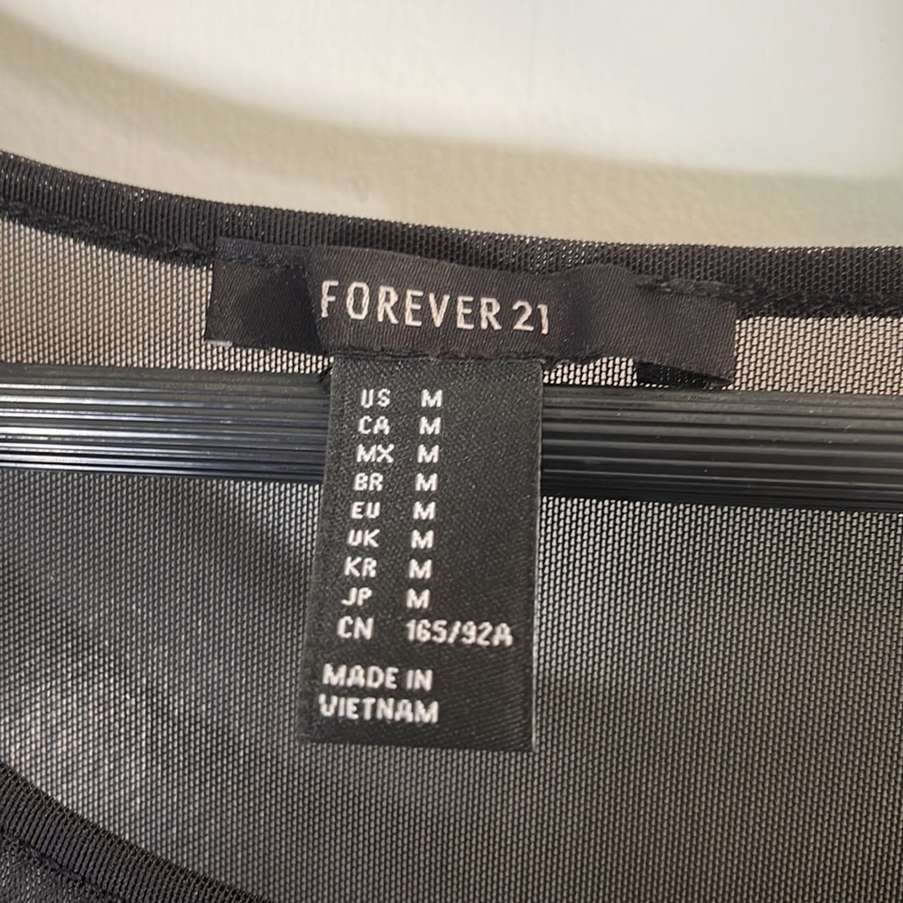 Forever 21 sleeveless women’s dress - Picture 6 of 7